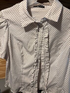 SHEIN White Blouse with Black Polka Dots and Ruffle Placket